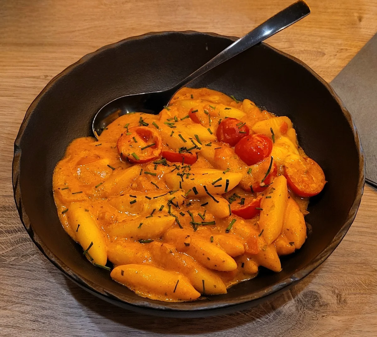 Tomaten Mozzarella Schupfnudeln