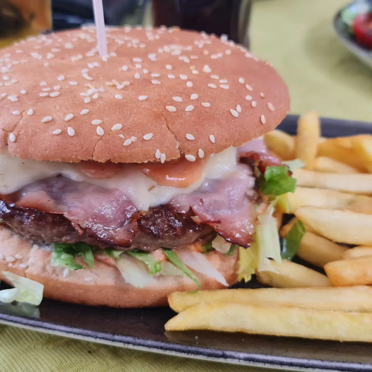 Cheeseburger Mit Bauernspeck