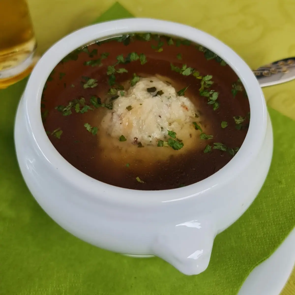 Tiroler Speckknödel Suppe