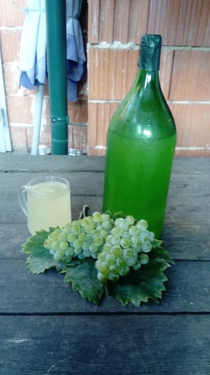 Traubensaft Gespritzt