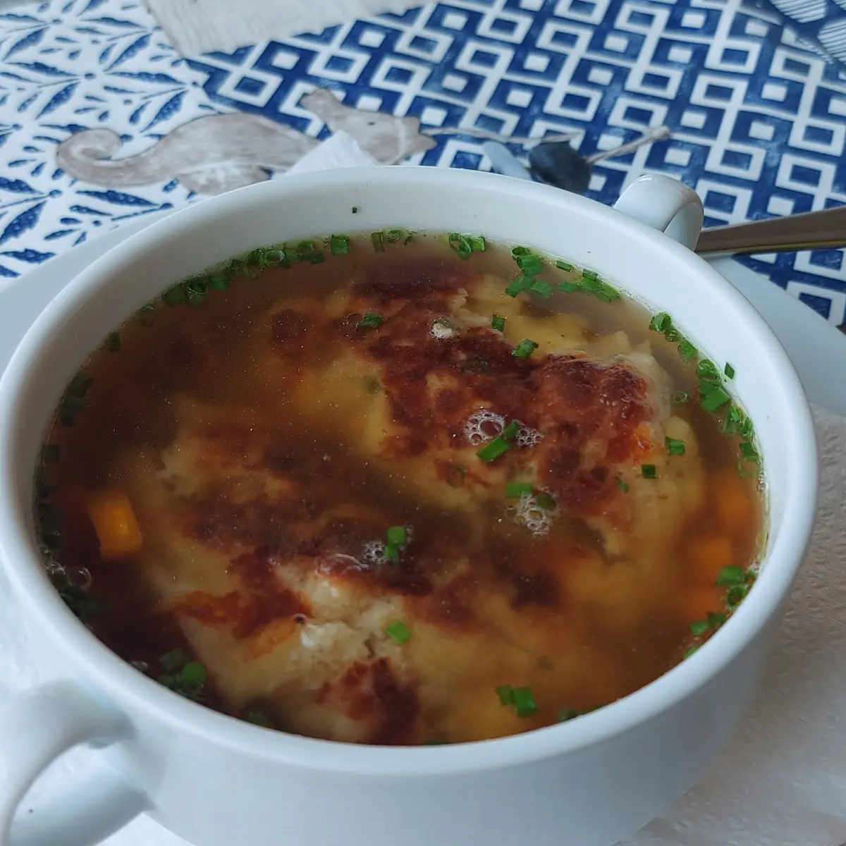 Kaspressknödelsuppe