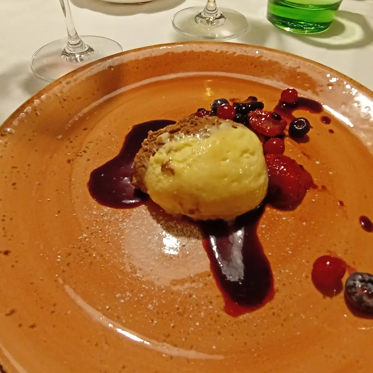 Weißes Mousse