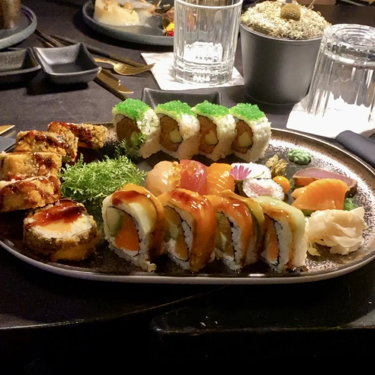 Deluxe Sushi Mix