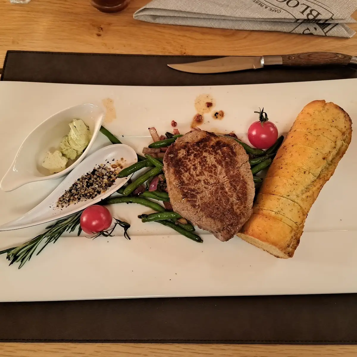 Rumpsteak Mit Speckbohnen