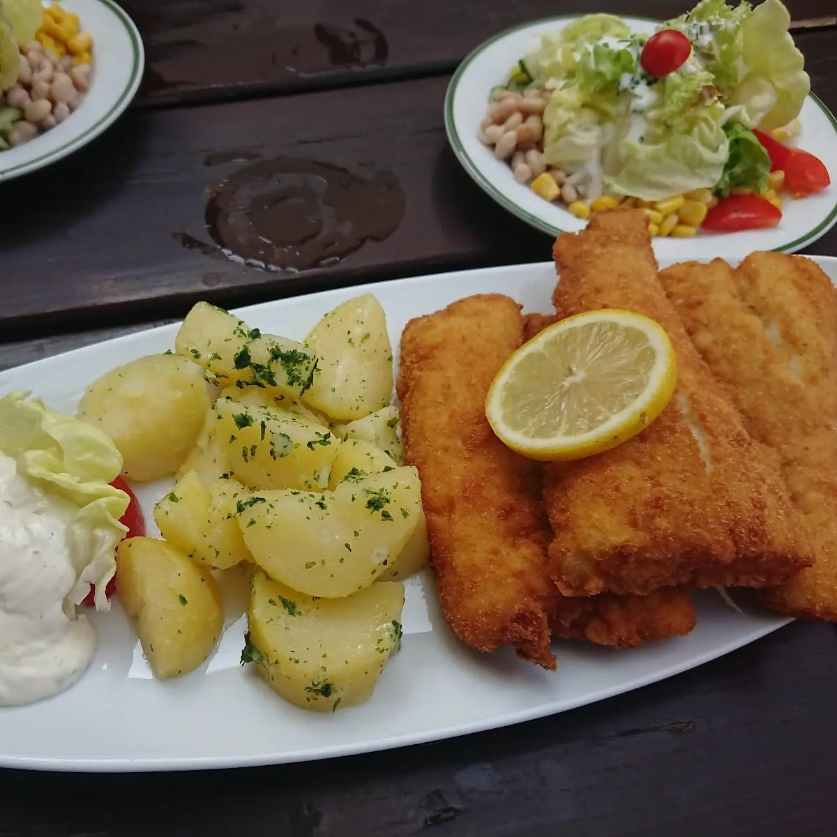 Hecht Gebacken Mit Petersilerdäpfel