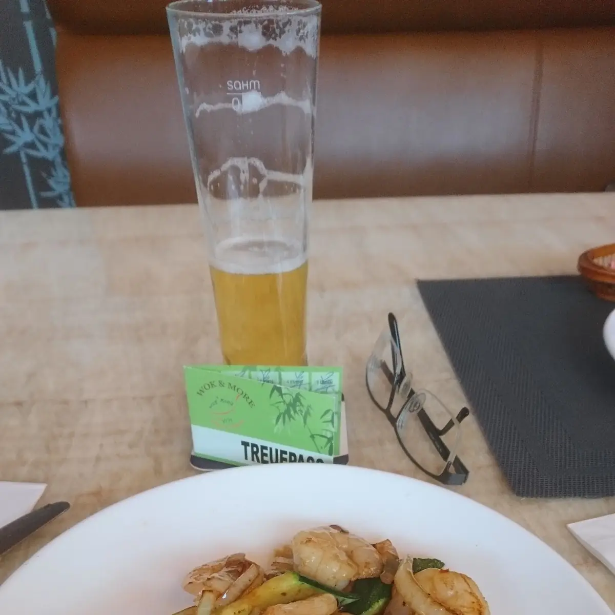 Knusprige Ente Mit Knoblauchsauce