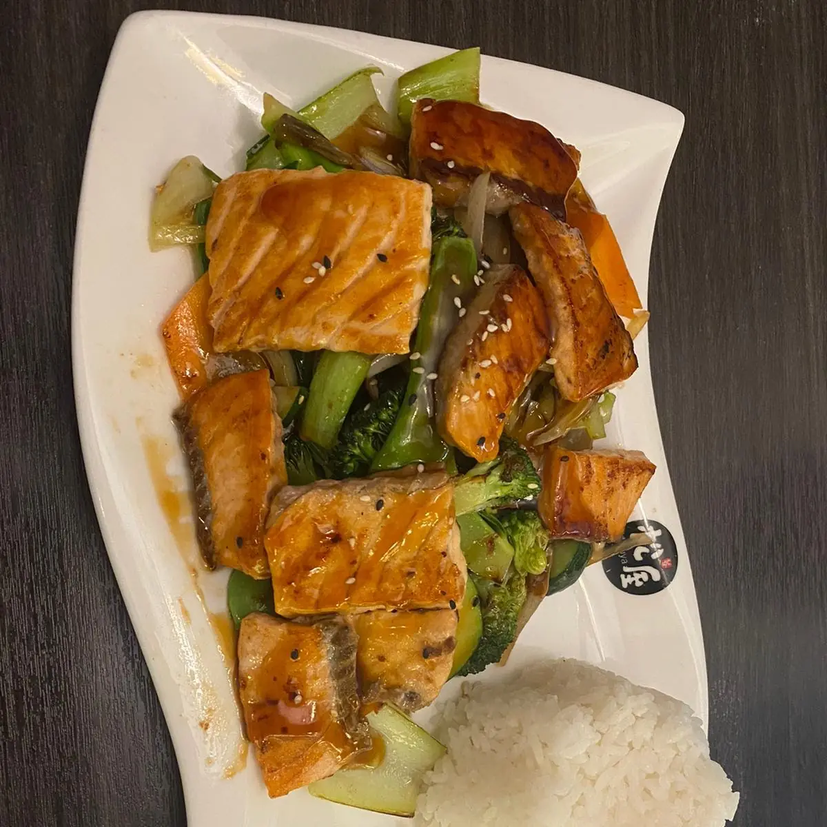 Lachs Steak - Stücke Mit Gemüse Und Reis