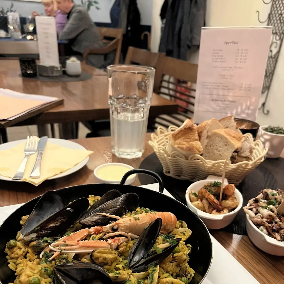 Paella Und Tapas