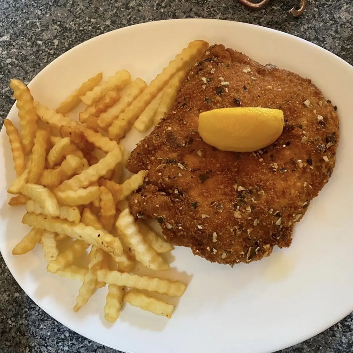 Schnitzel Mit Pommes