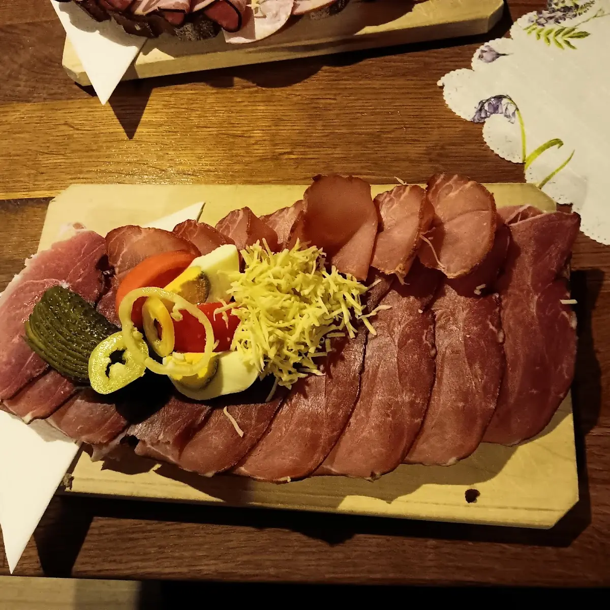 Rohschinkenbrot