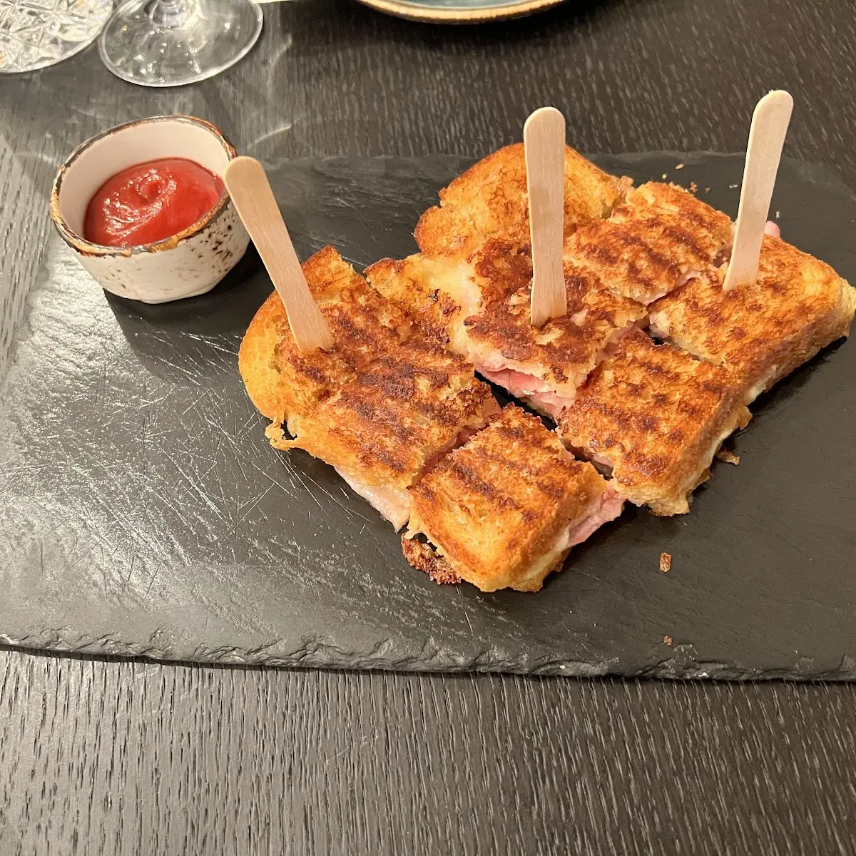 Share Schinken Käse Toast