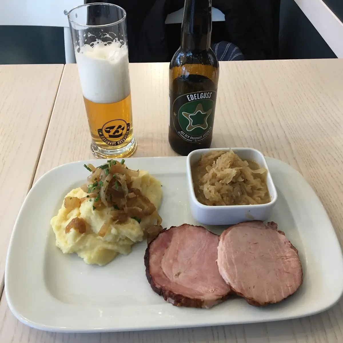 Geselchtes Mit Erdäpfelpuree