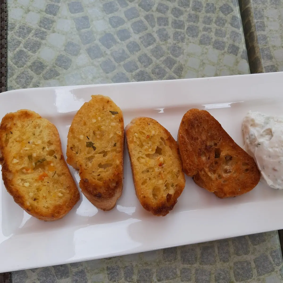 Tzatziki Mit Brot