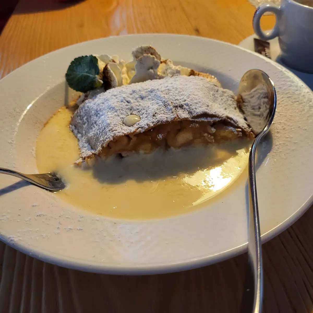 Apfelstrudel