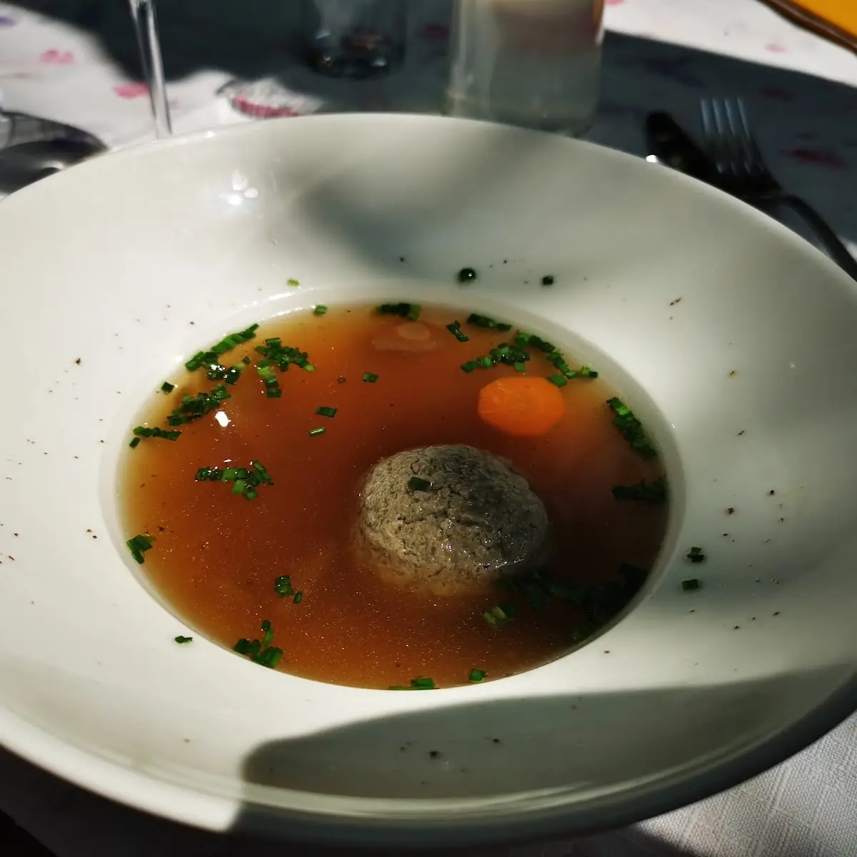 Leberknödelsuppe
