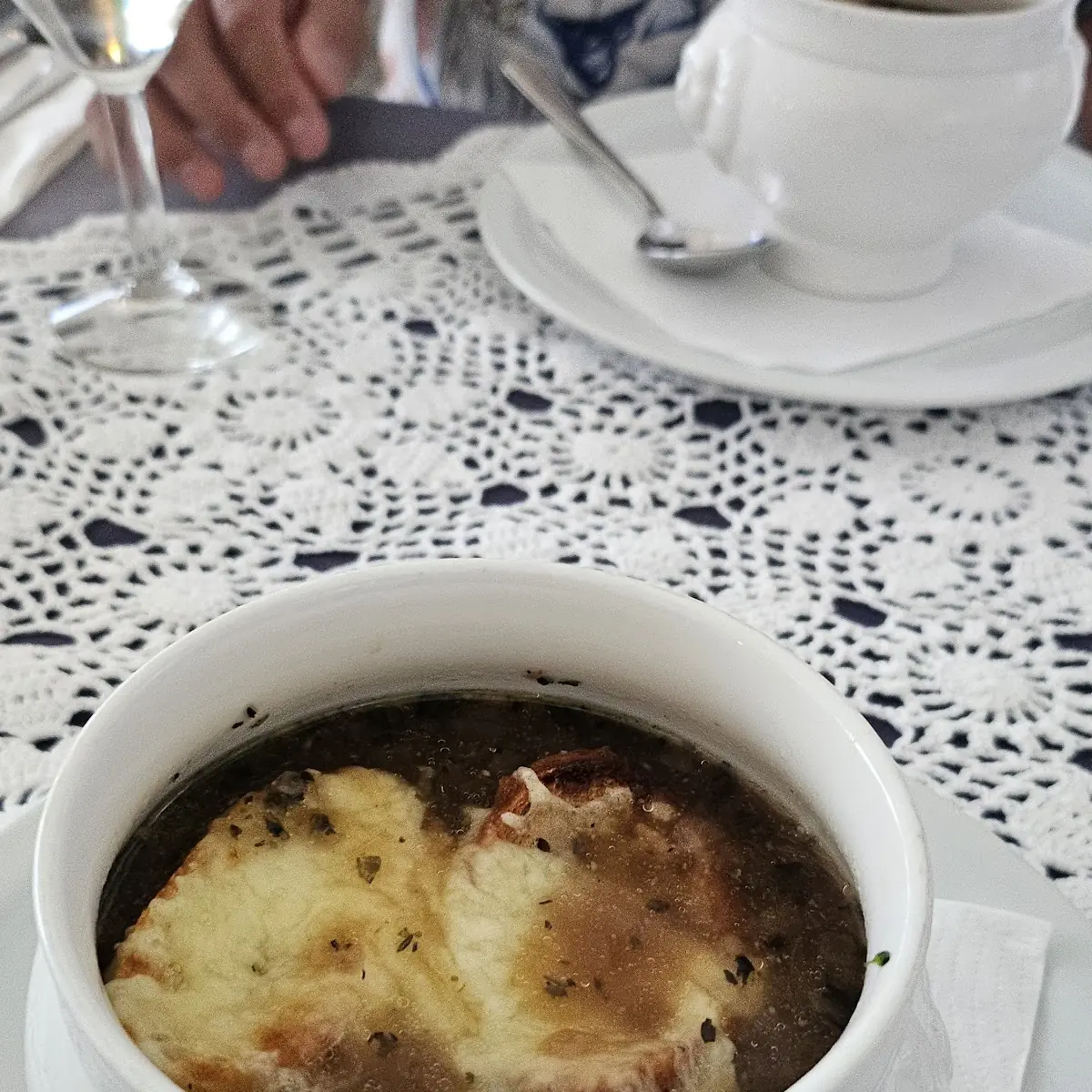 La Terrine de Soupe Gratin À l'oignon