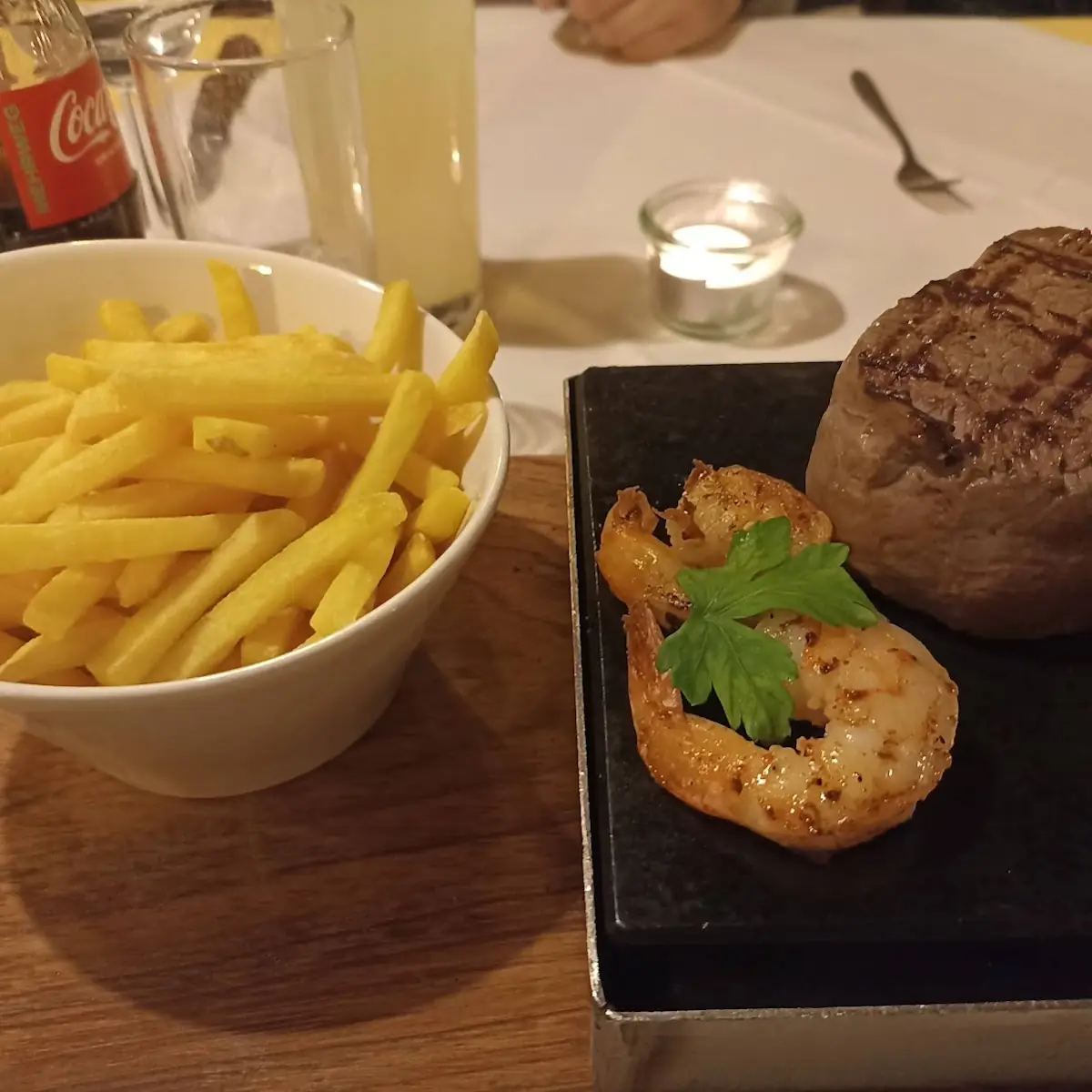 Steak Filetsteak Mit Ofenkartoffel & Scampis