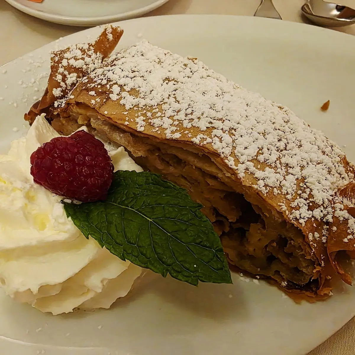 Apfelstrudel