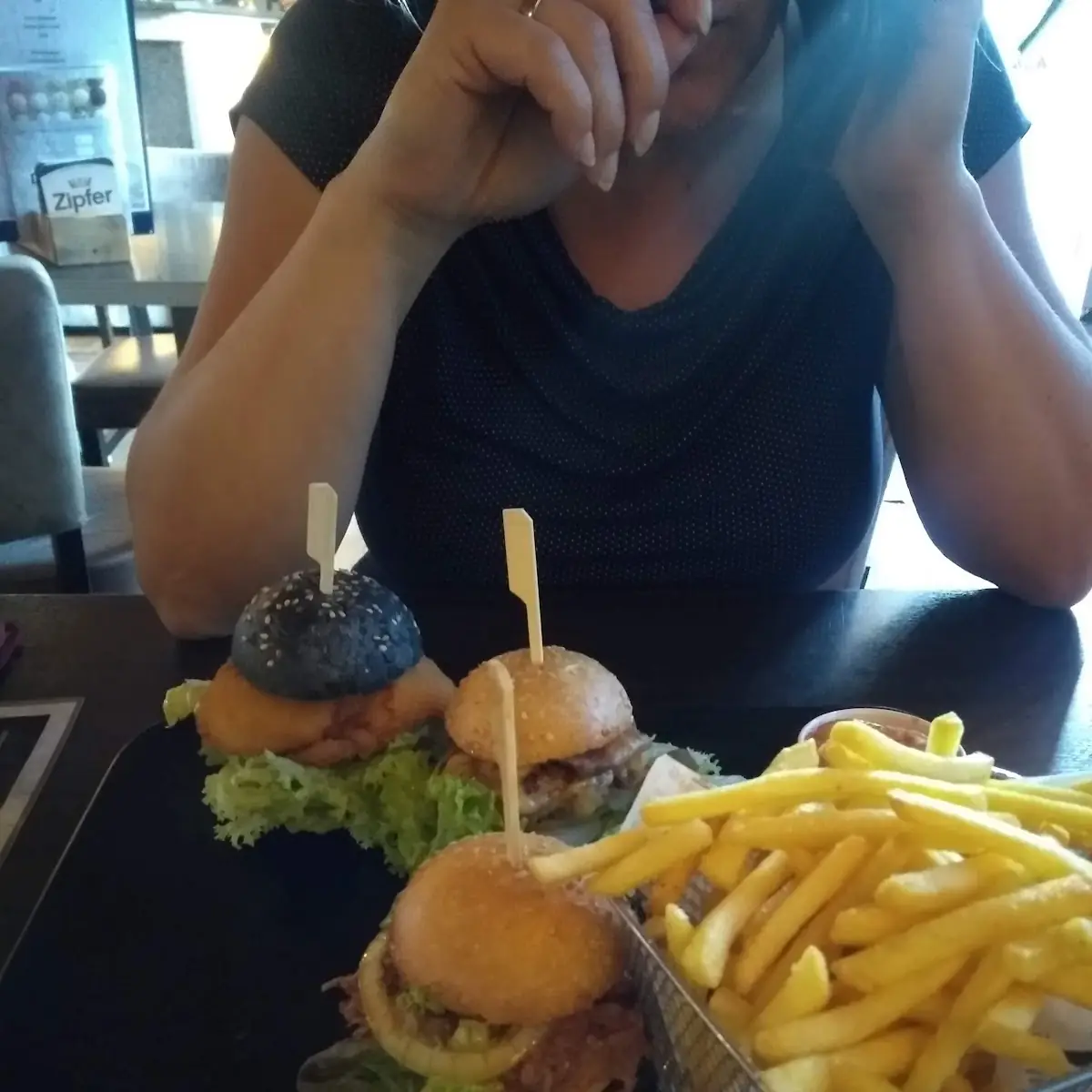 Burger Tris