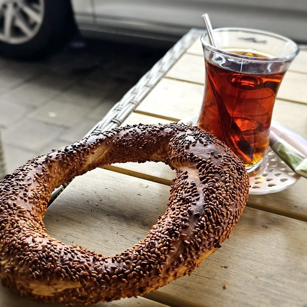Simit Und Tee