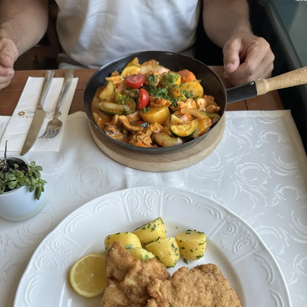 Orig Wiener Schnitzel Mit Erdäpfelsalat