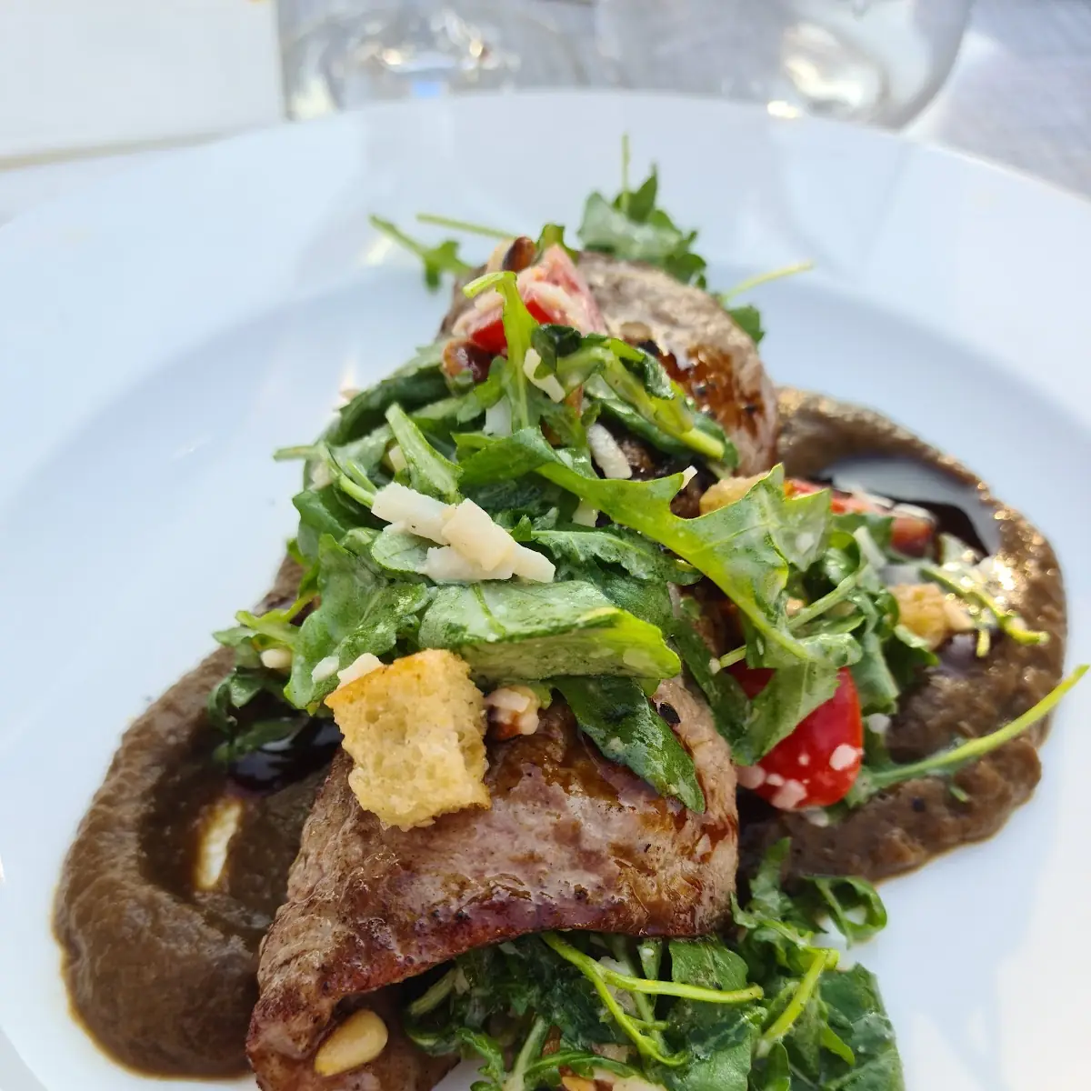 Lamm Wrap Mit Melanzani, Wirtshaus am Kampesberg