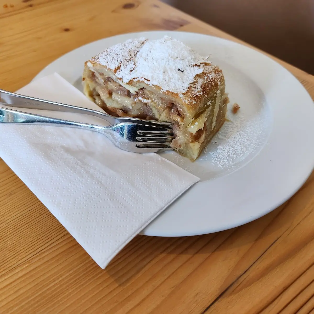 Apple Strudel