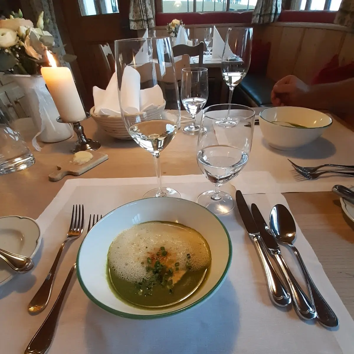 Wildkräutercremesuppe