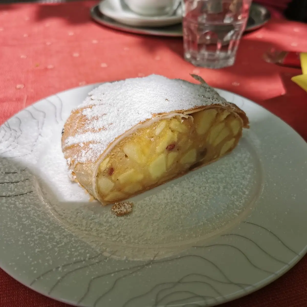 Apfelstrudel