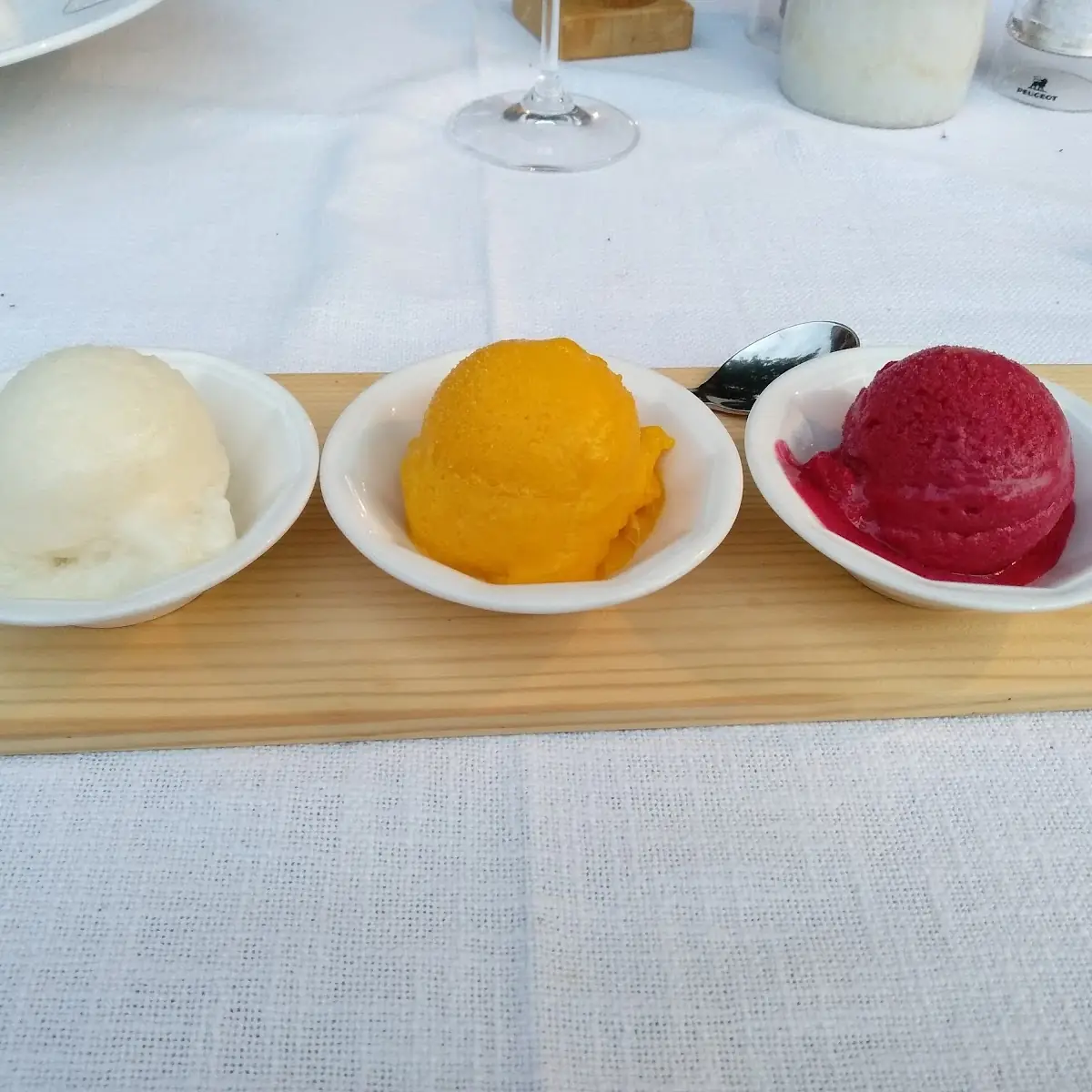 Drei Sorbet