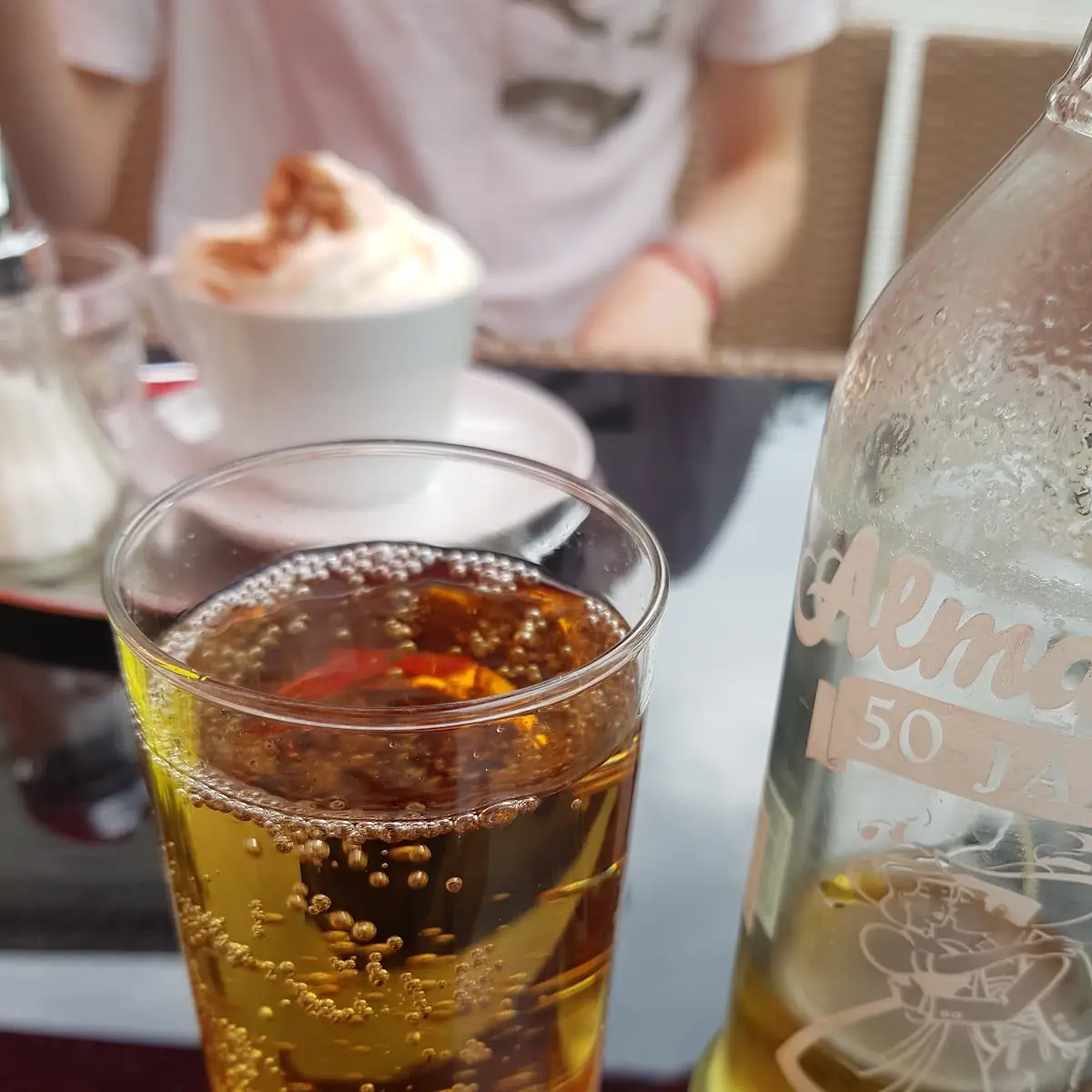 Almi U Kaffeetschi