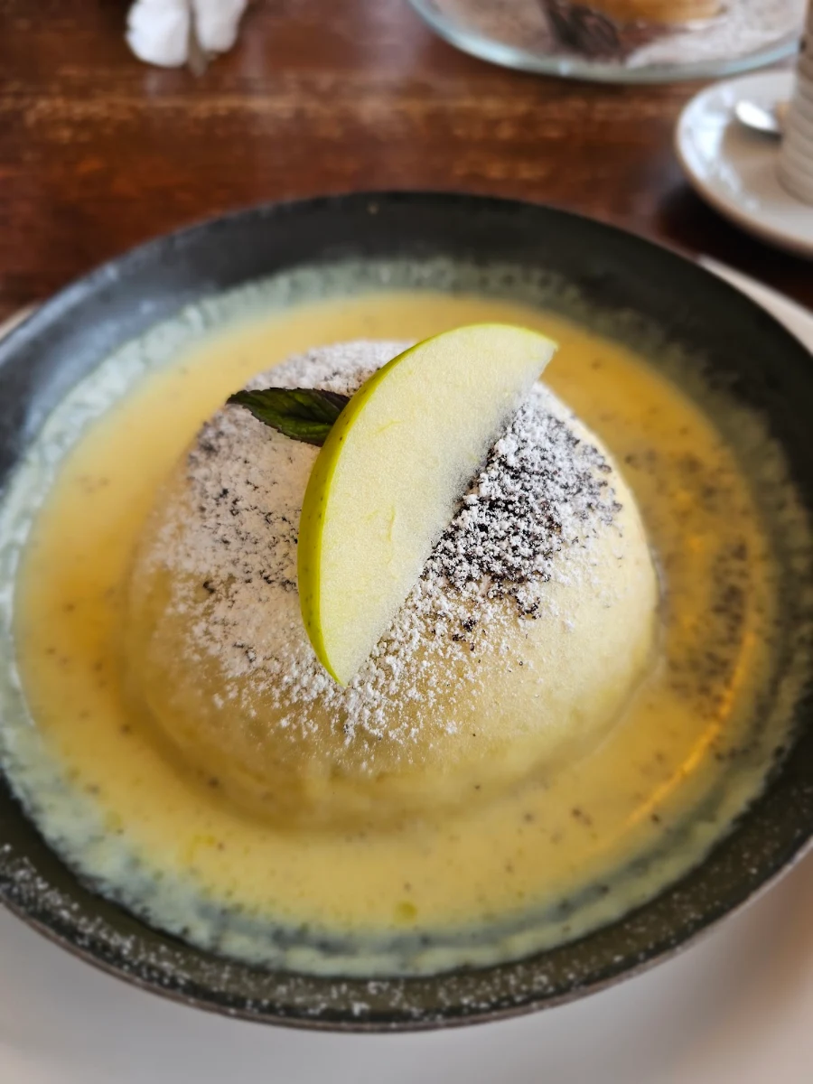 Germknödel Mit Vanillesoße Und Mohn