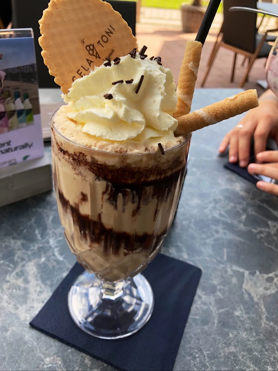 Eiscafe Gerührt