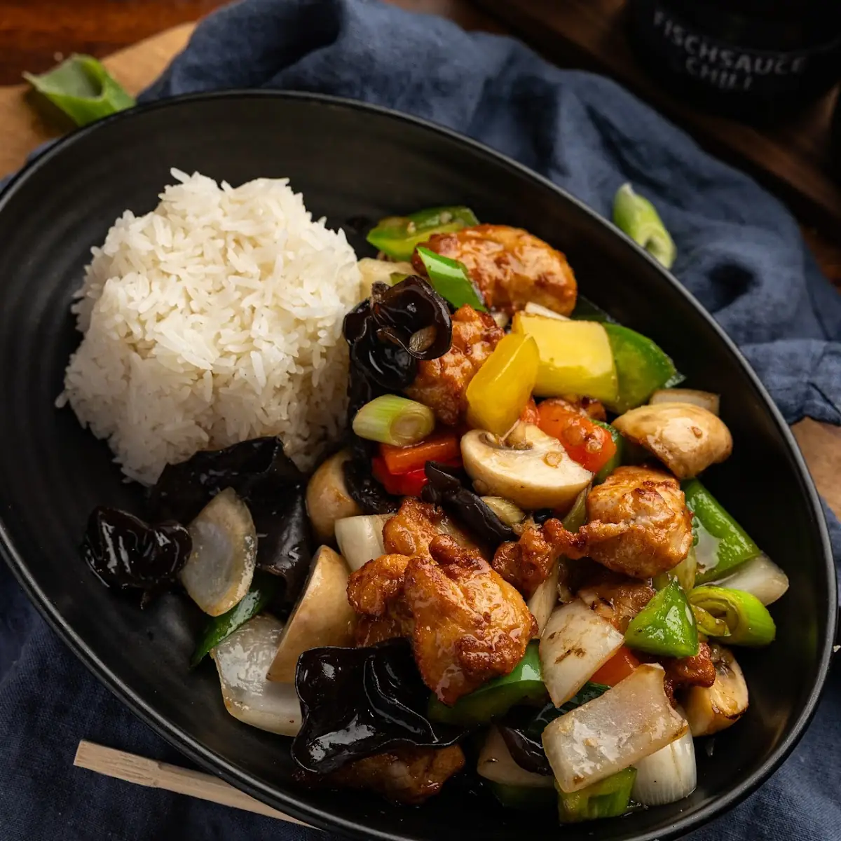 Pad Med Mamuang – Wok Cashew