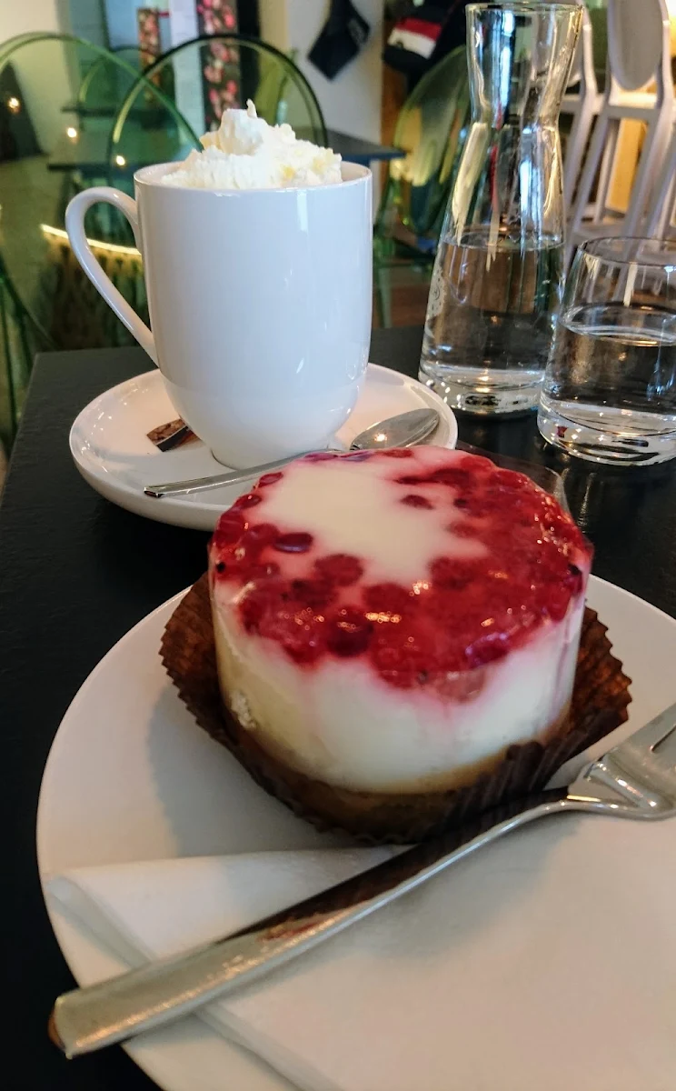 Ribisel-joghurt Törtchen