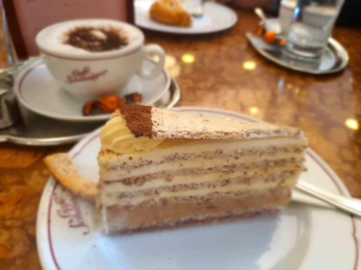 Grand Marnier Torte Kaffeespezialität