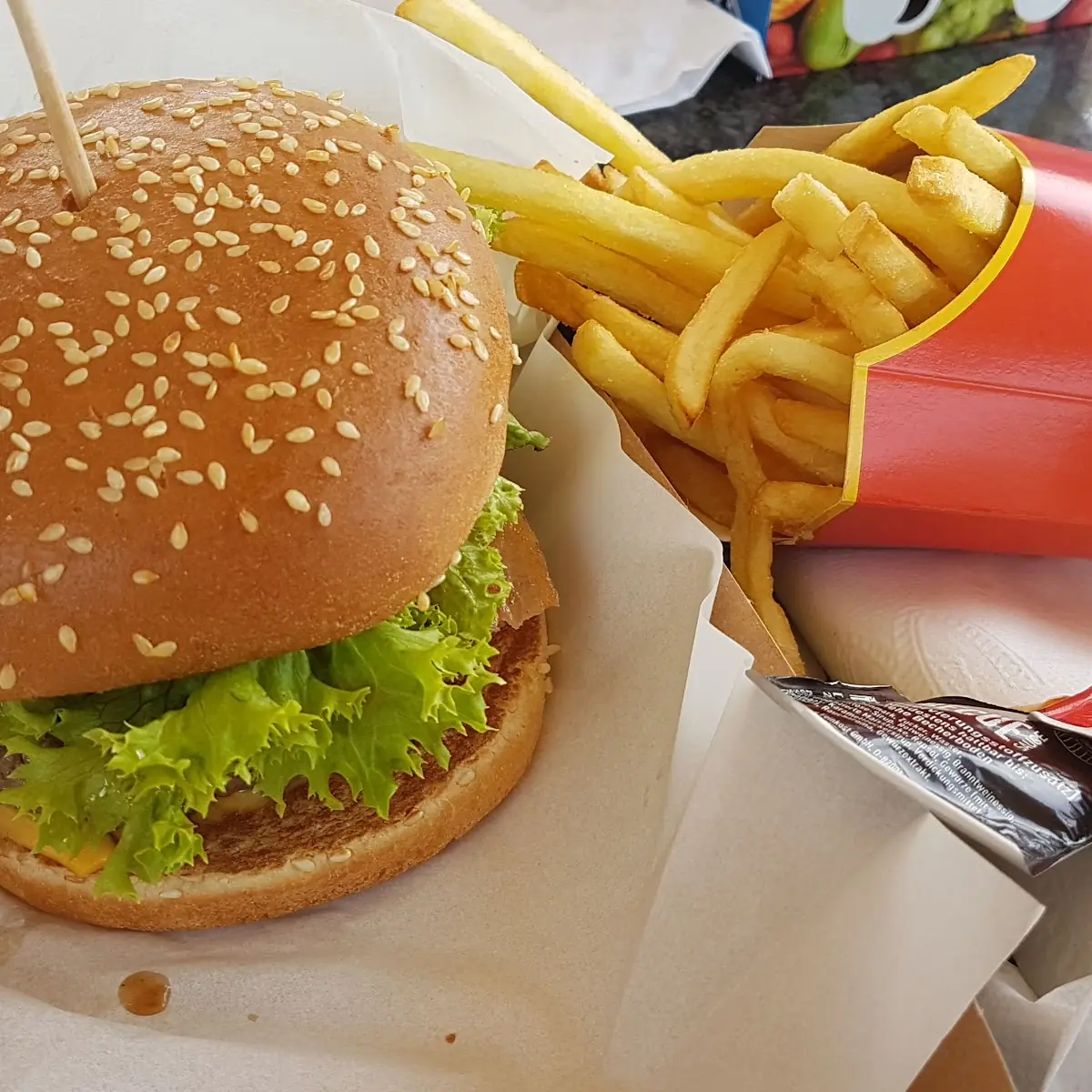 Selbstgebauter Burger Menü