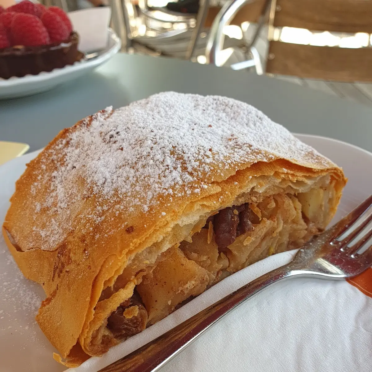 Apfelstrudel Mit Vanillesoße