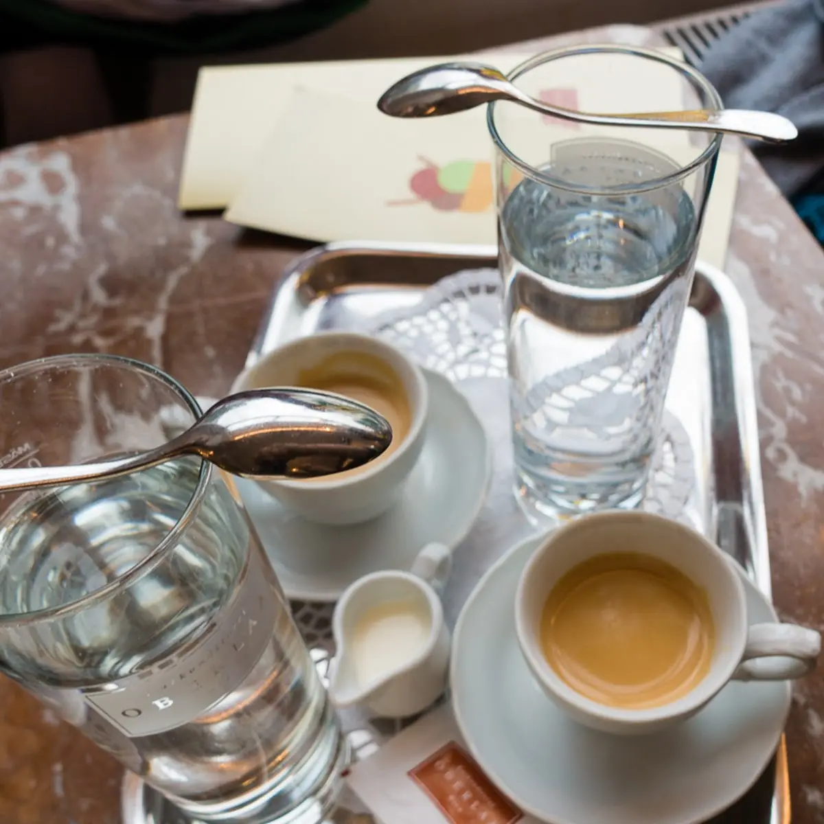 Italienischer Espresso Groß