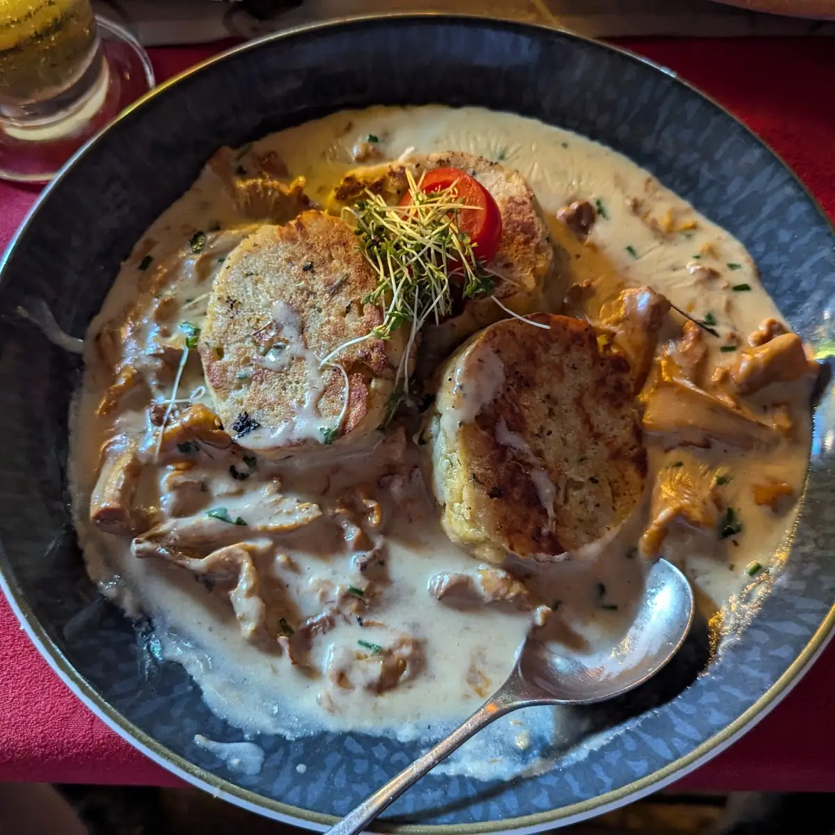 Eierschwammerl Mit Semmelknödel