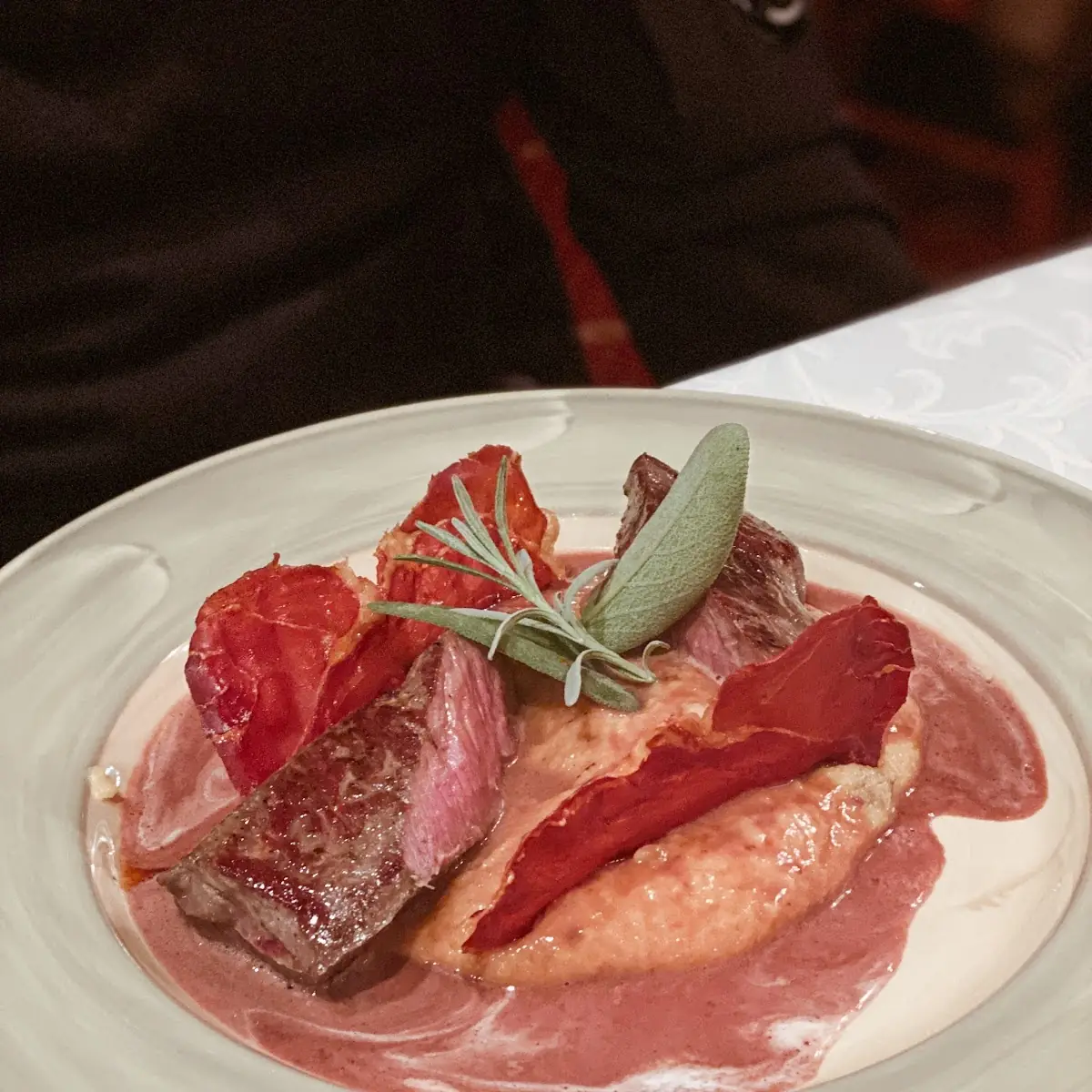 Polenta Trüffel Rotwein Sauce Filet