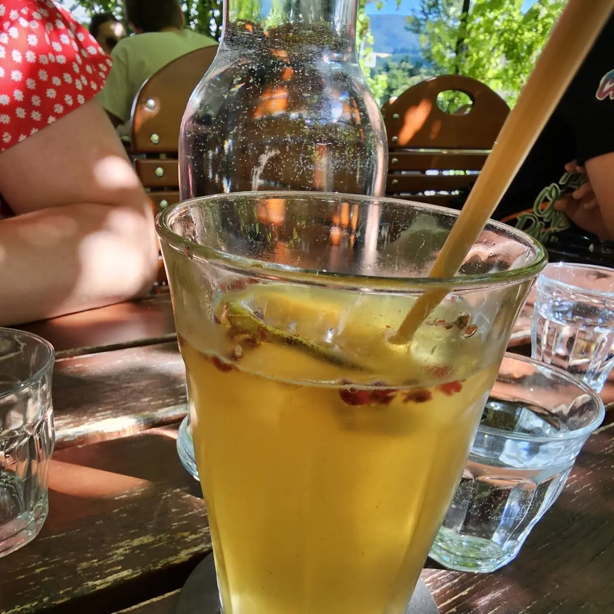 Selbstgemachte Säfte