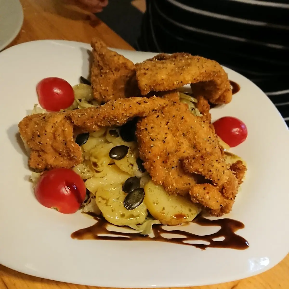 Backhendl Salat