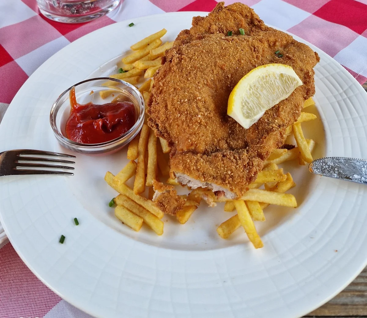 Schnitzel Paniertes Schweineschnitzel Wiener Art