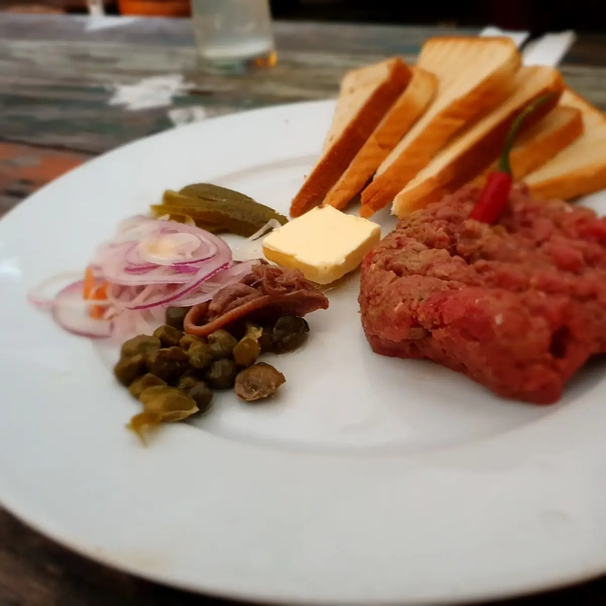 Mill's Bio-beef Tartare