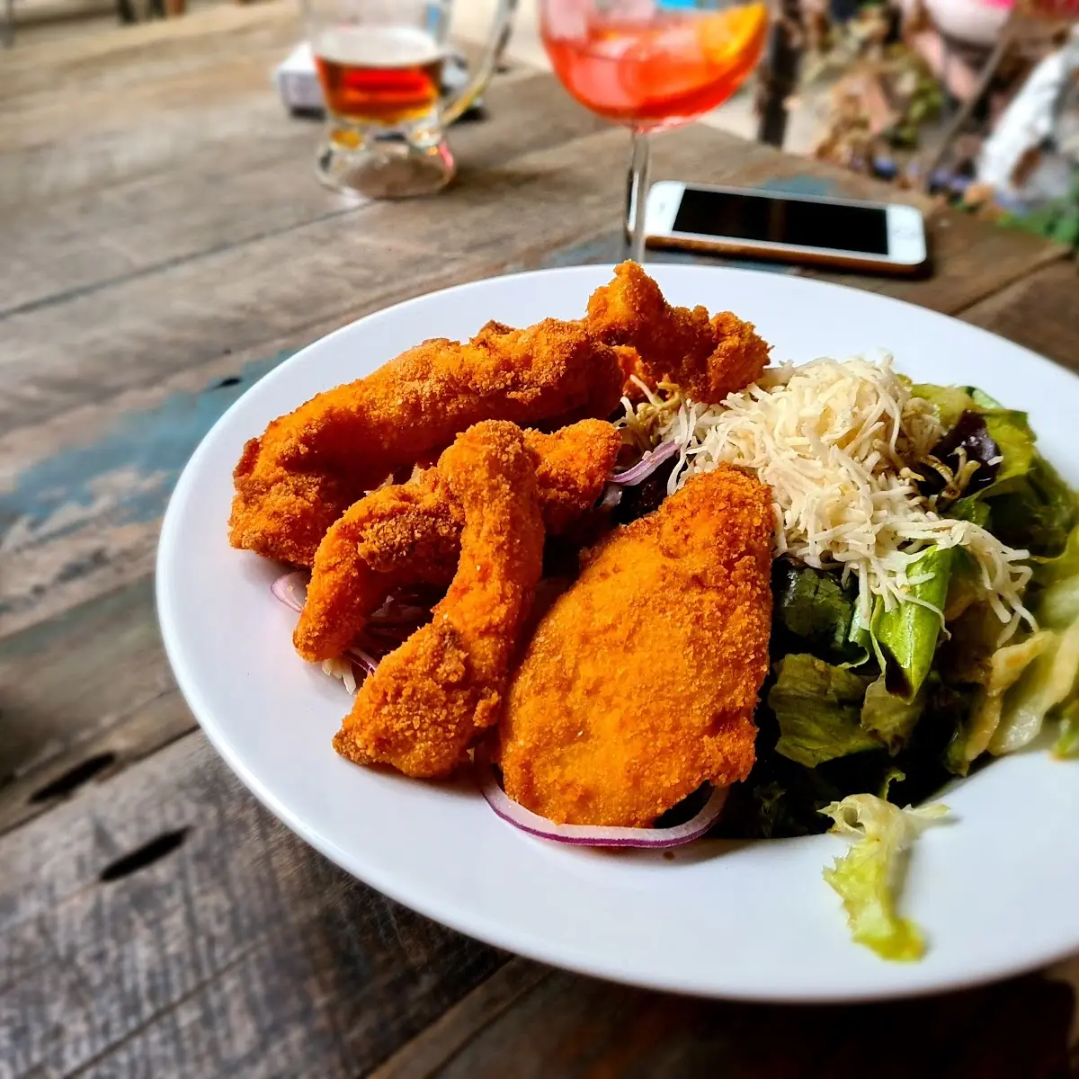 Steirischer Backhendlsalat