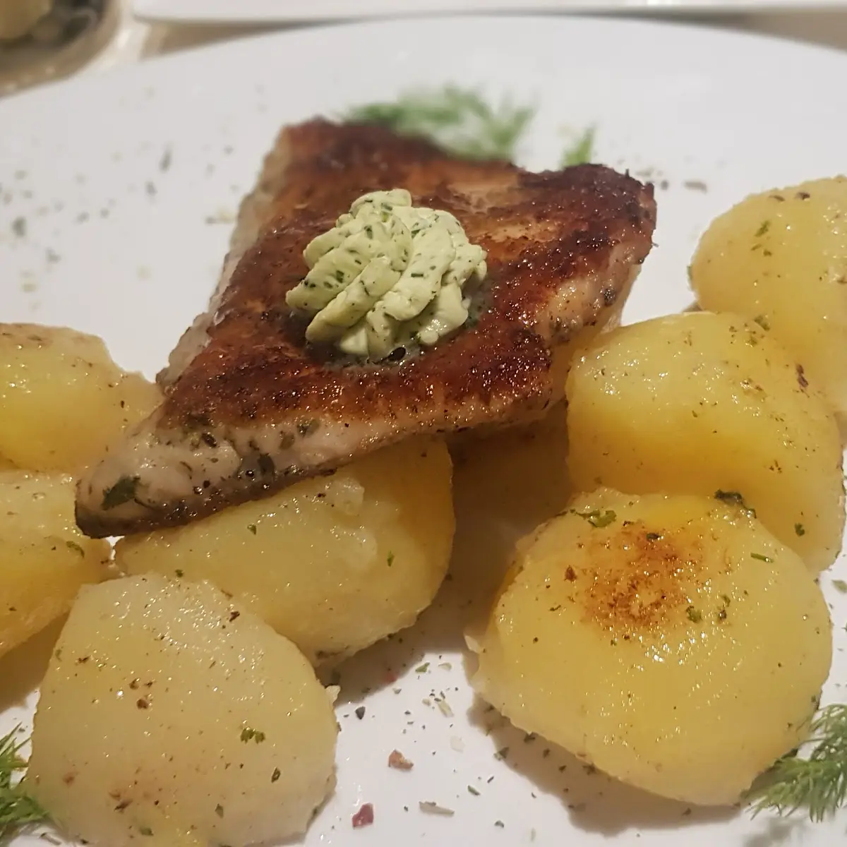 Zanderfilet Mit Salzkartoffeln