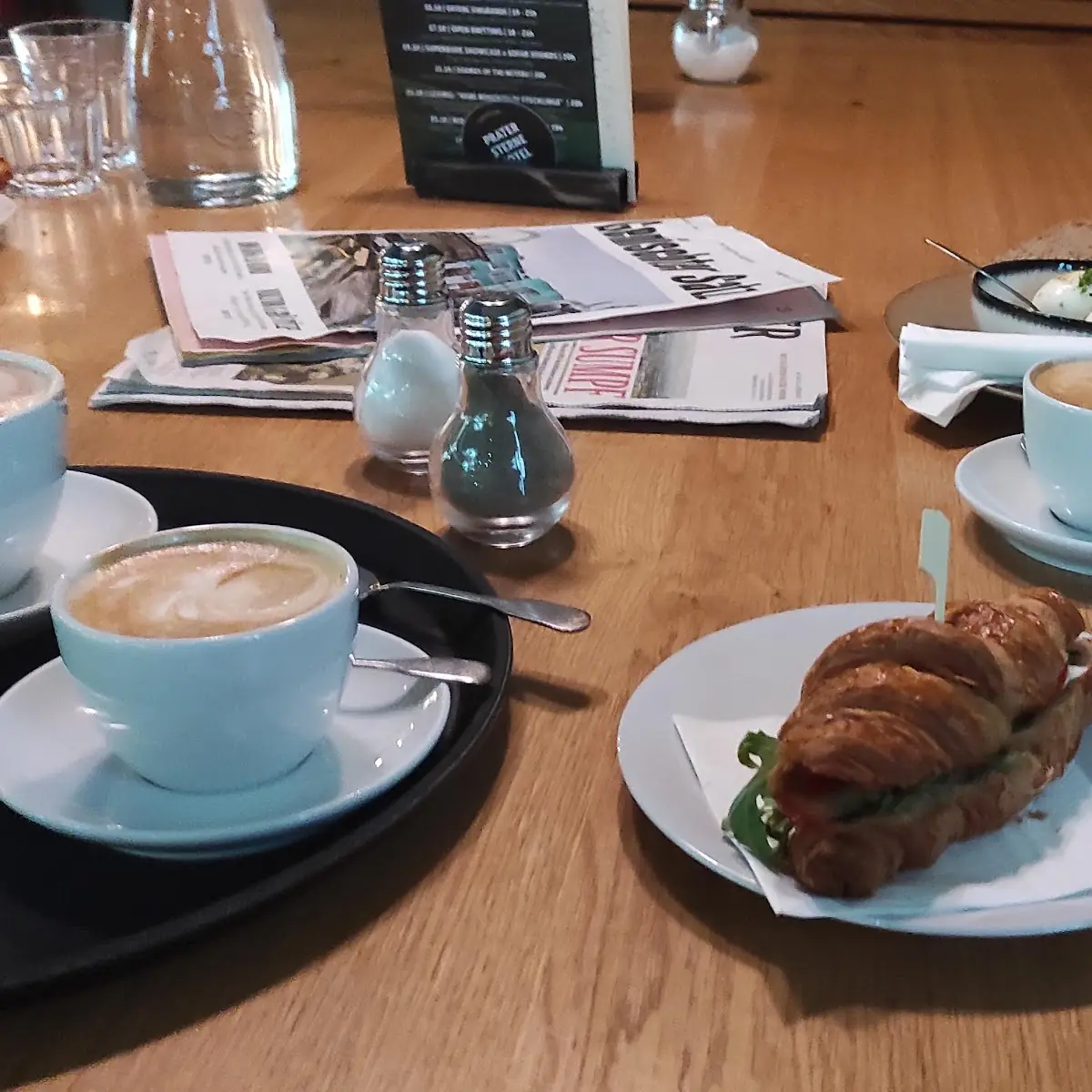 Croissant Caprese
