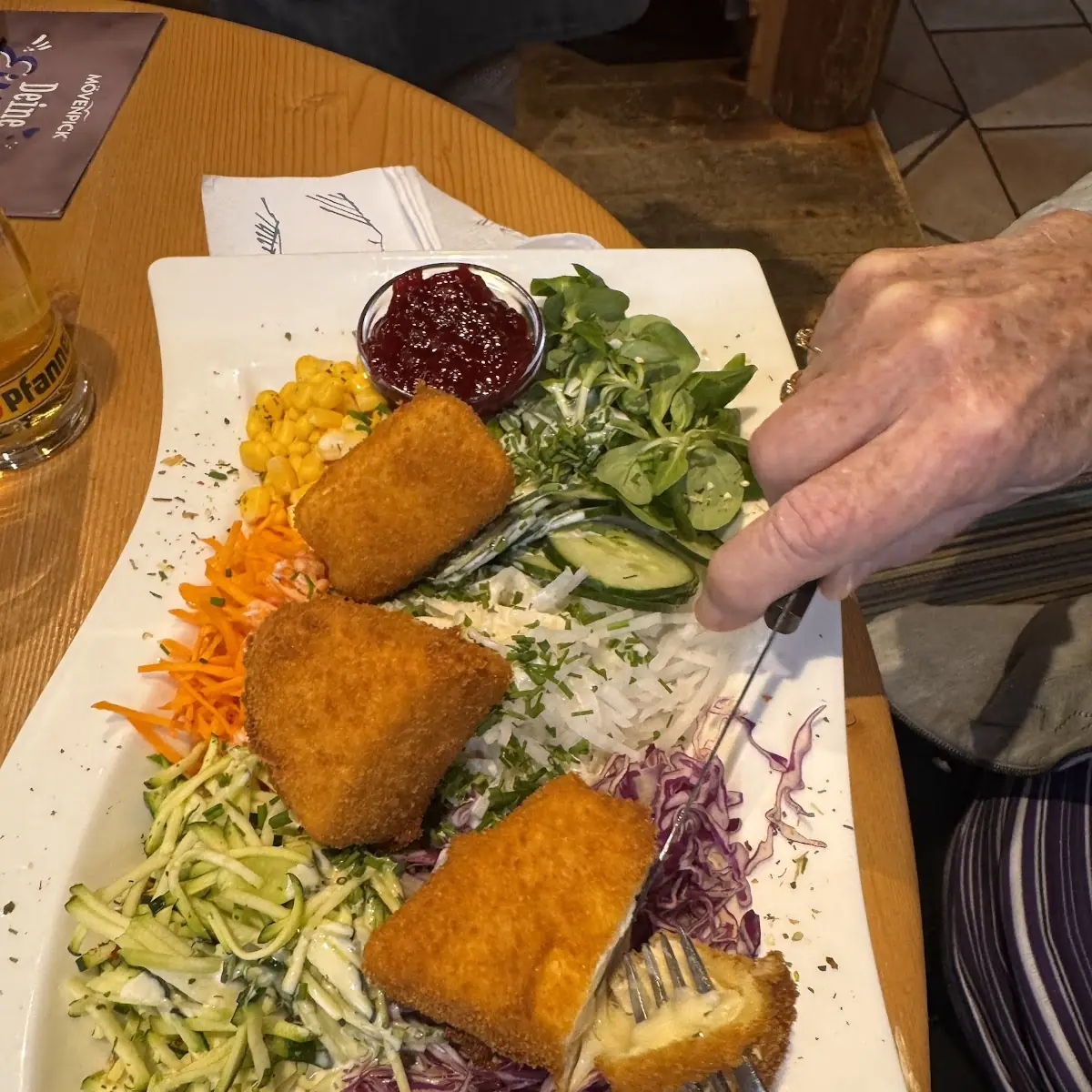 Gebackener Camembert Mit Salat