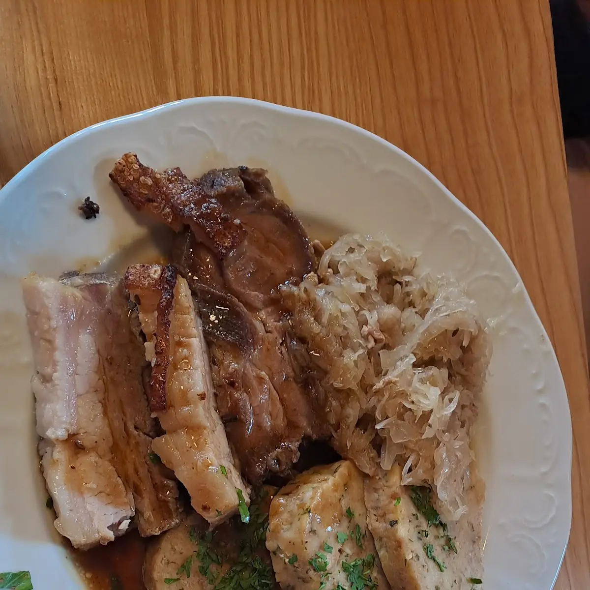 Schweinebraten Mit Semmelknödel